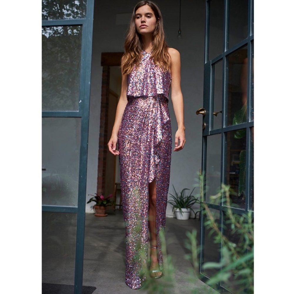 ML Monique Lhuillier Halter Sequined Gown Sz 4